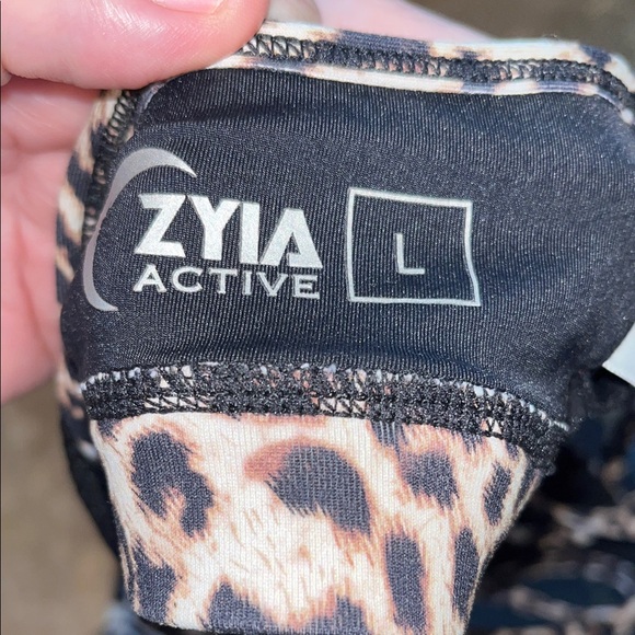 **Last chance** Zyia Leopard Print Women's Bralette - Picture 6 of 9